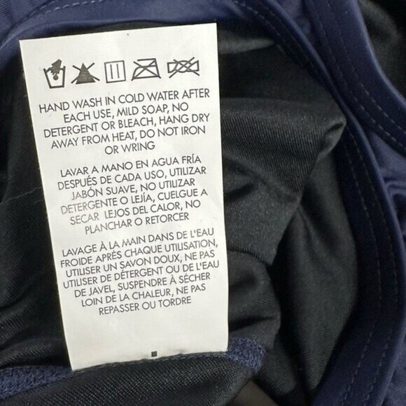 TYR eco Girl's 22 S 6/6X Solid Diamond Fit Swimsuit Solid Navy Blue UPF 50+ Team - Picture 7 of 7